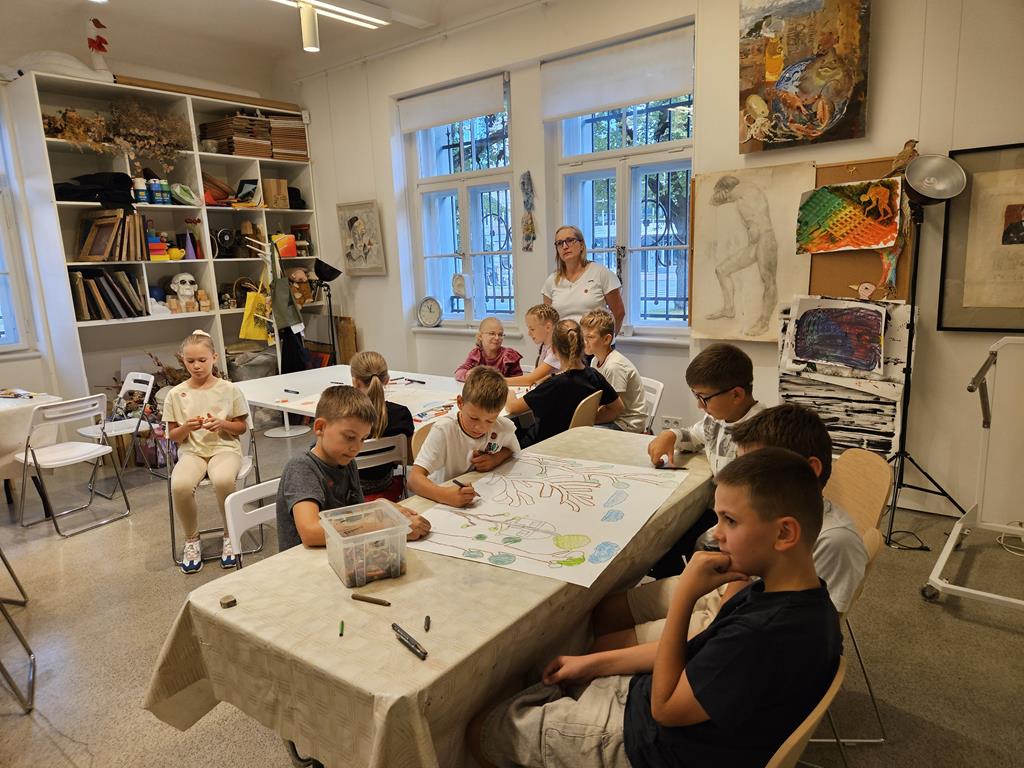 4.g klase apmeklē Latvijas Nacionālo Mākslas Muzeju