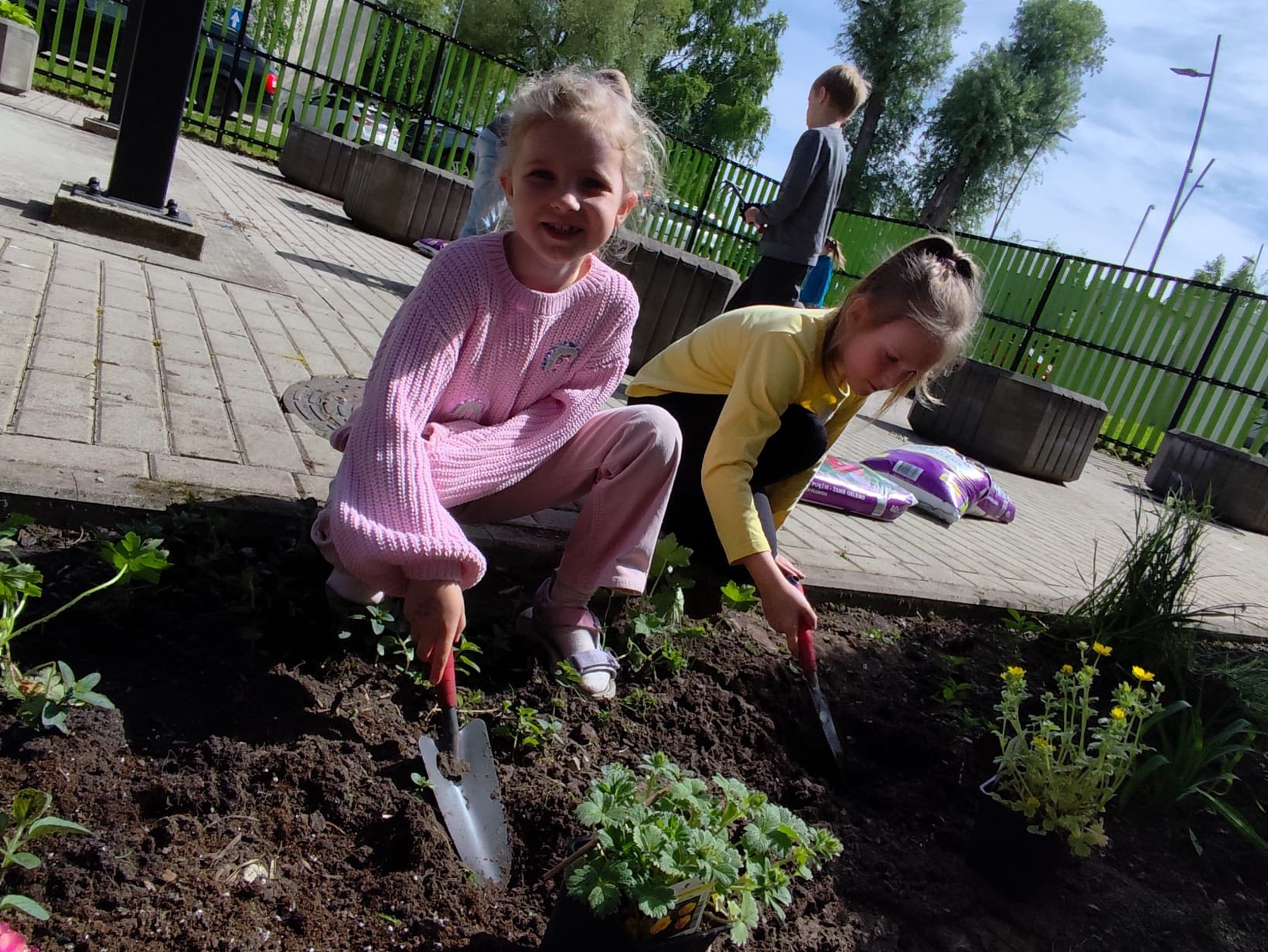 Projektu darbi sākumskolā 2